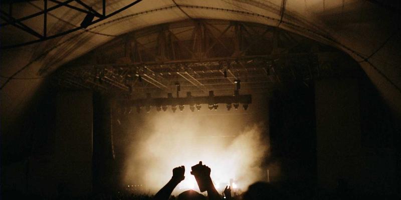 导航实用工具终极对决：三大离线App在野外环境下的可靠性实测