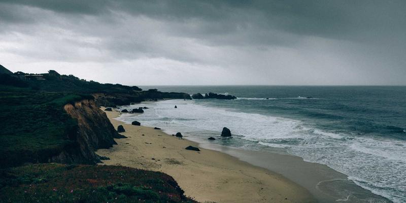 生活指南新维度：无障碍导航应用如何通过语音与震动引导，重塑视障人士城市出行体验